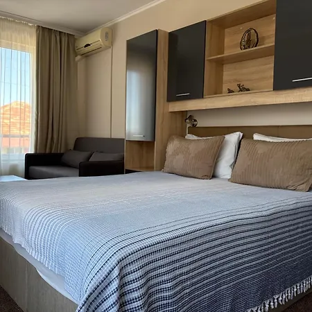 Vendégház Guest Rooms Marina 3*