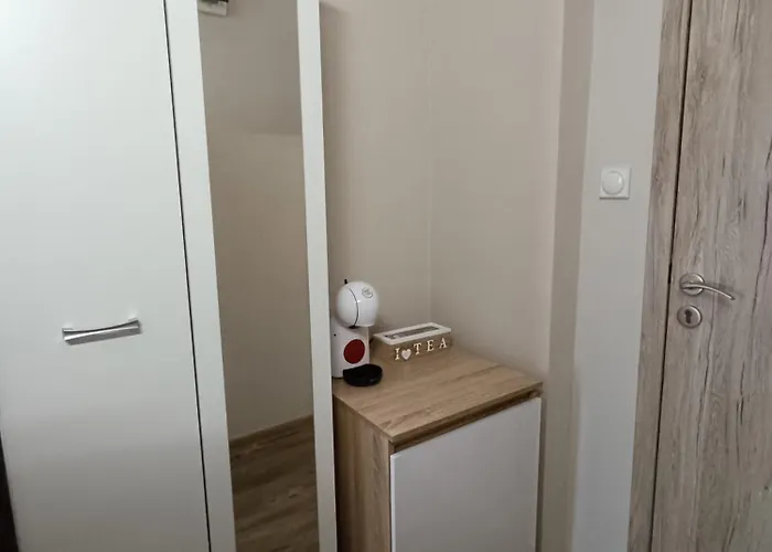 Guest Rooms Marina 3*