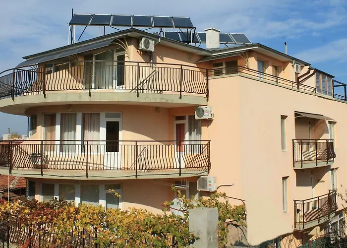 Vendégház Guest Rooms Marina 3*