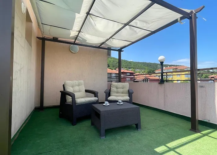 Marina 게스트하우스 오브조르